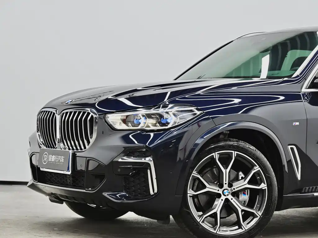 BMW X5 — фото 26