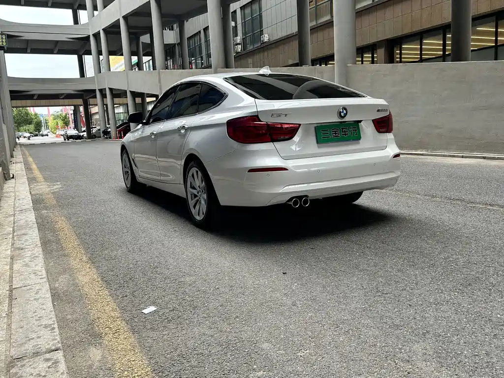 BMW 3 Series GT — фото 7