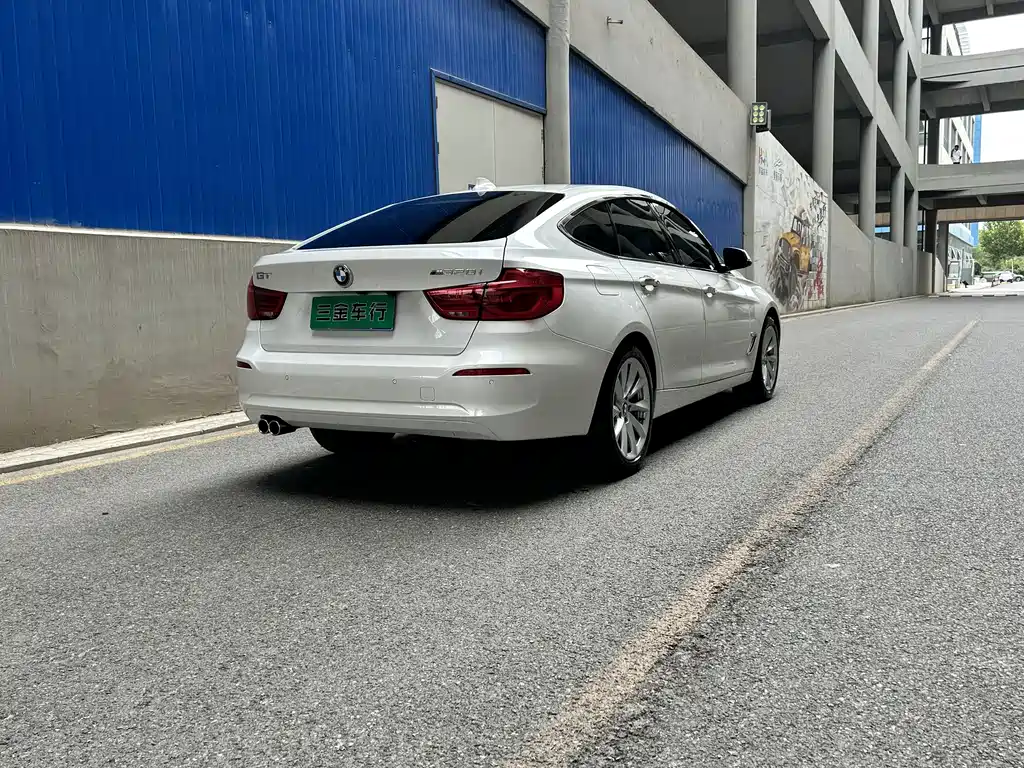BMW 3 Series GT — фото 8