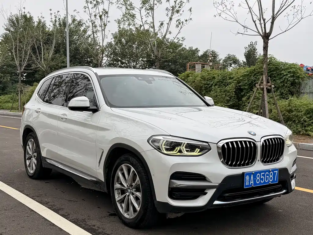 BMW X3 — фото 3