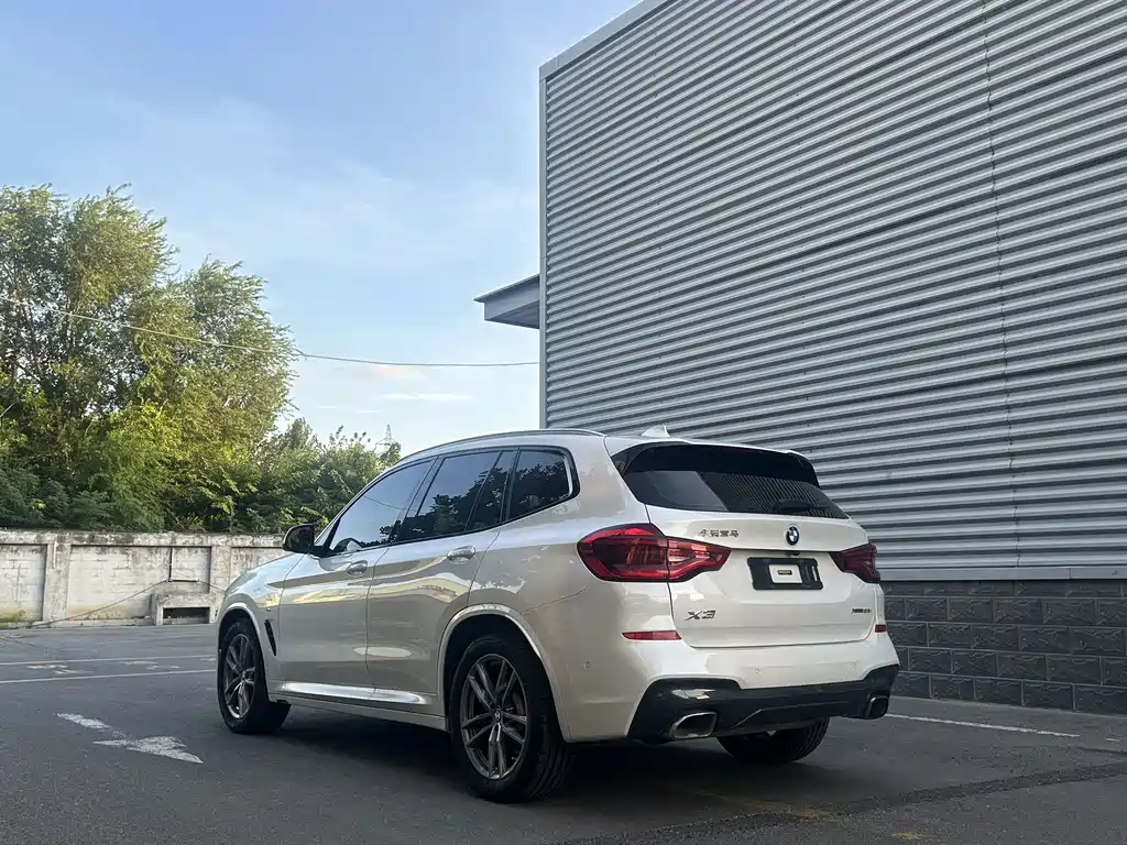 BMW X3 — фото 5