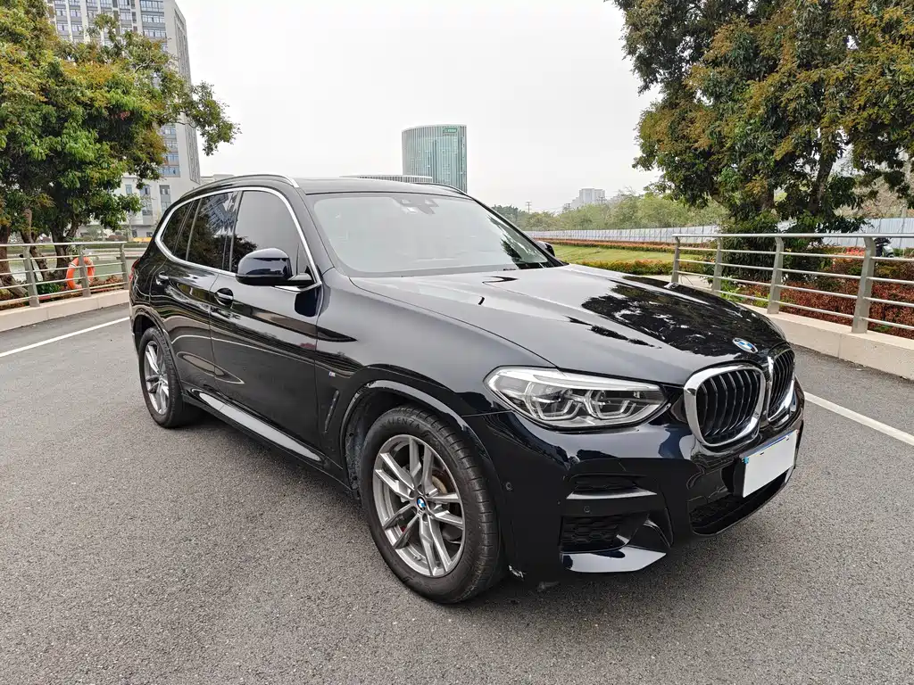 BMW X3 — фото 3