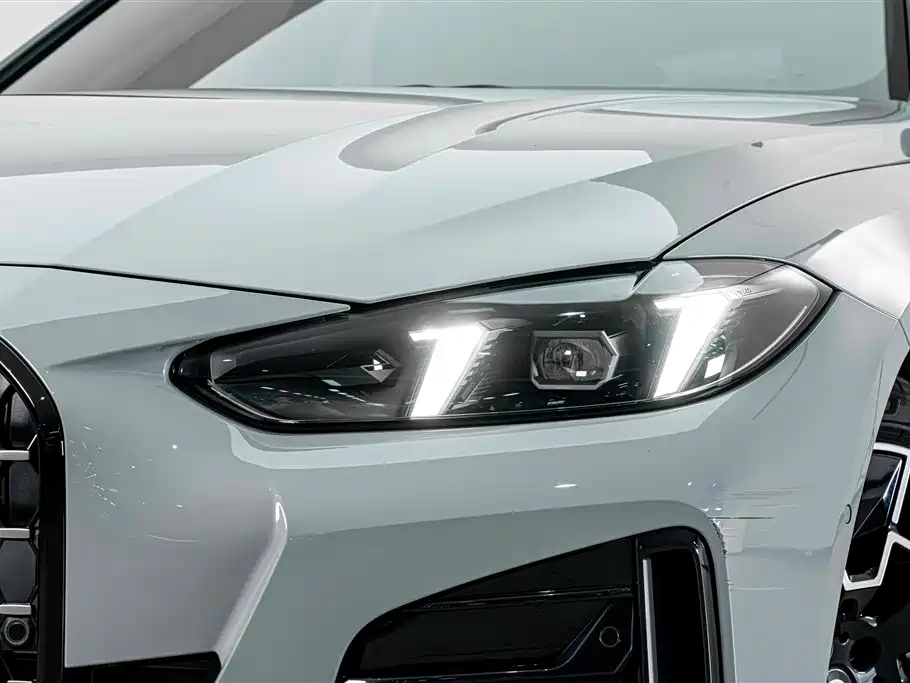 BMW 4 Series — фото 4