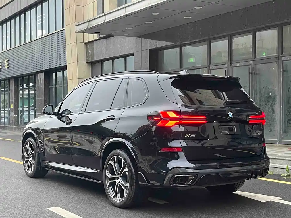 BMW X5 — фото 4