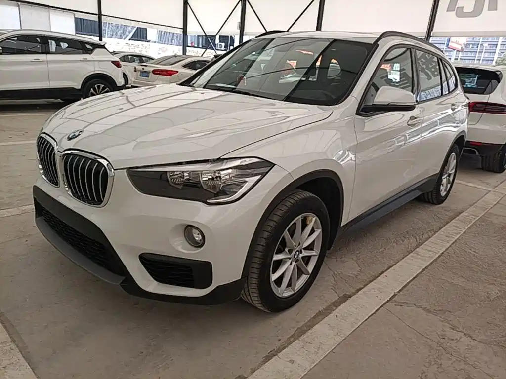 BMW X1 — фото 2