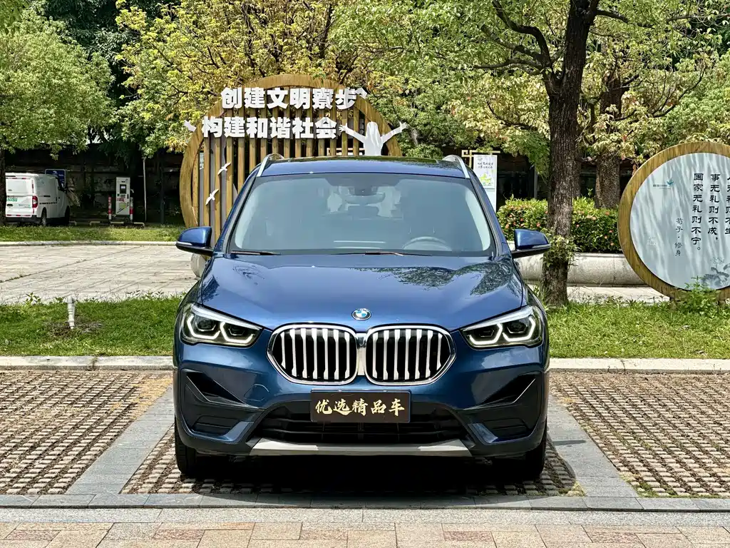 BMW X1 — фото 2
