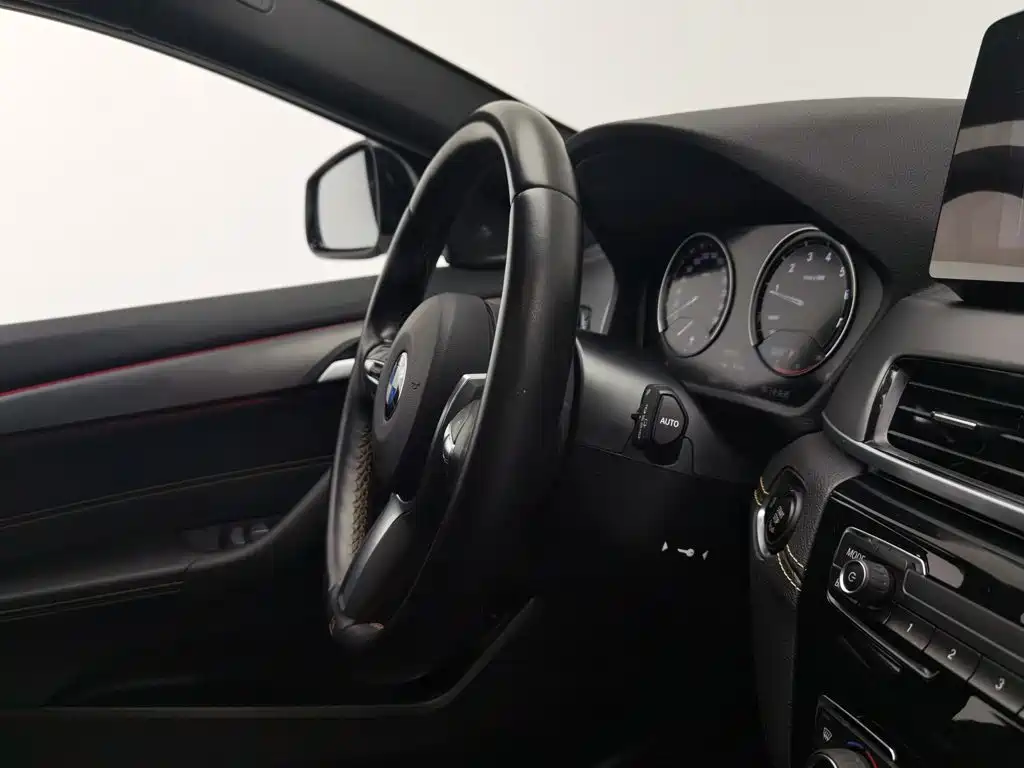 BMW X2 — фото 22