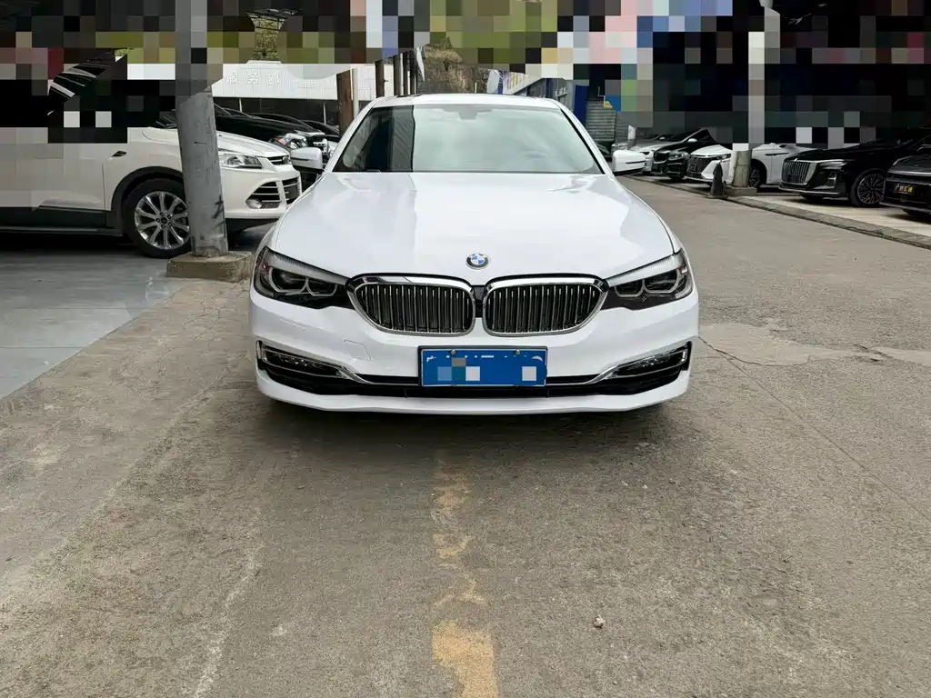 BMW 5 Series — фото 2