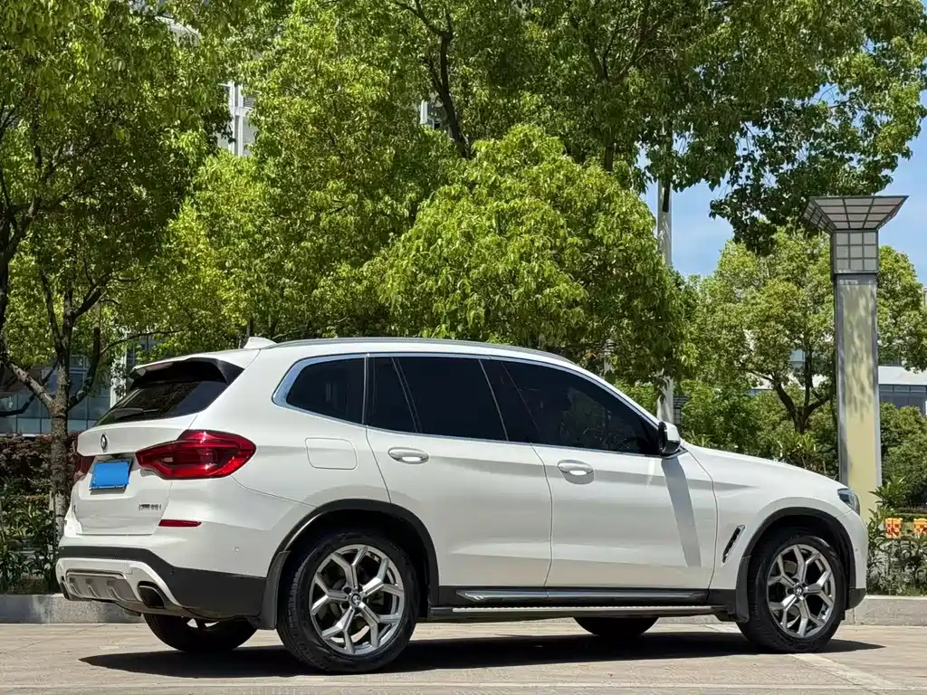 BMW X3 — фото 5