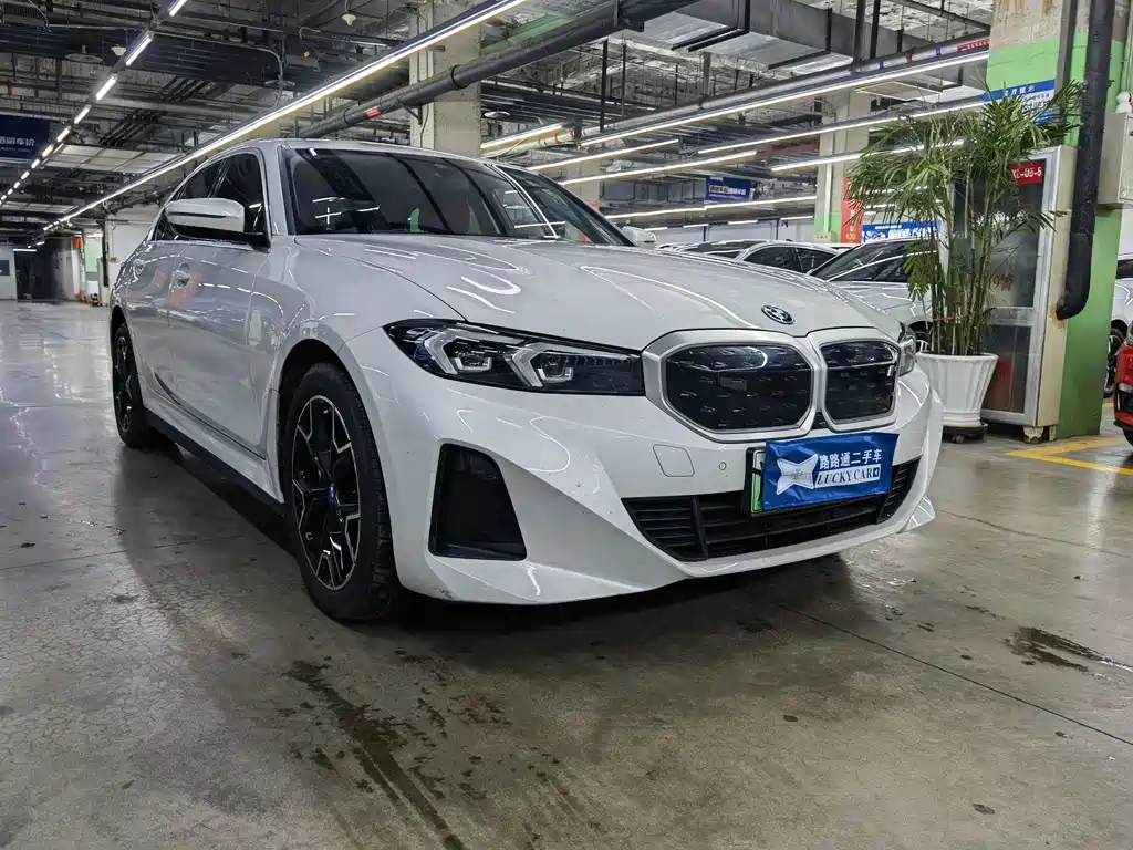 BMW i3 — фото 3