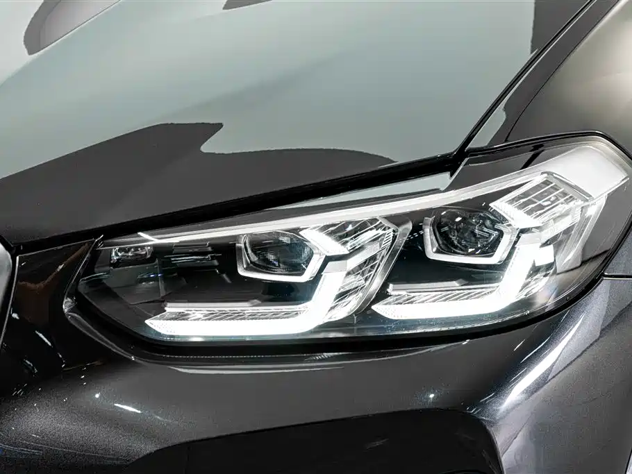 BMW X3 — фото 4