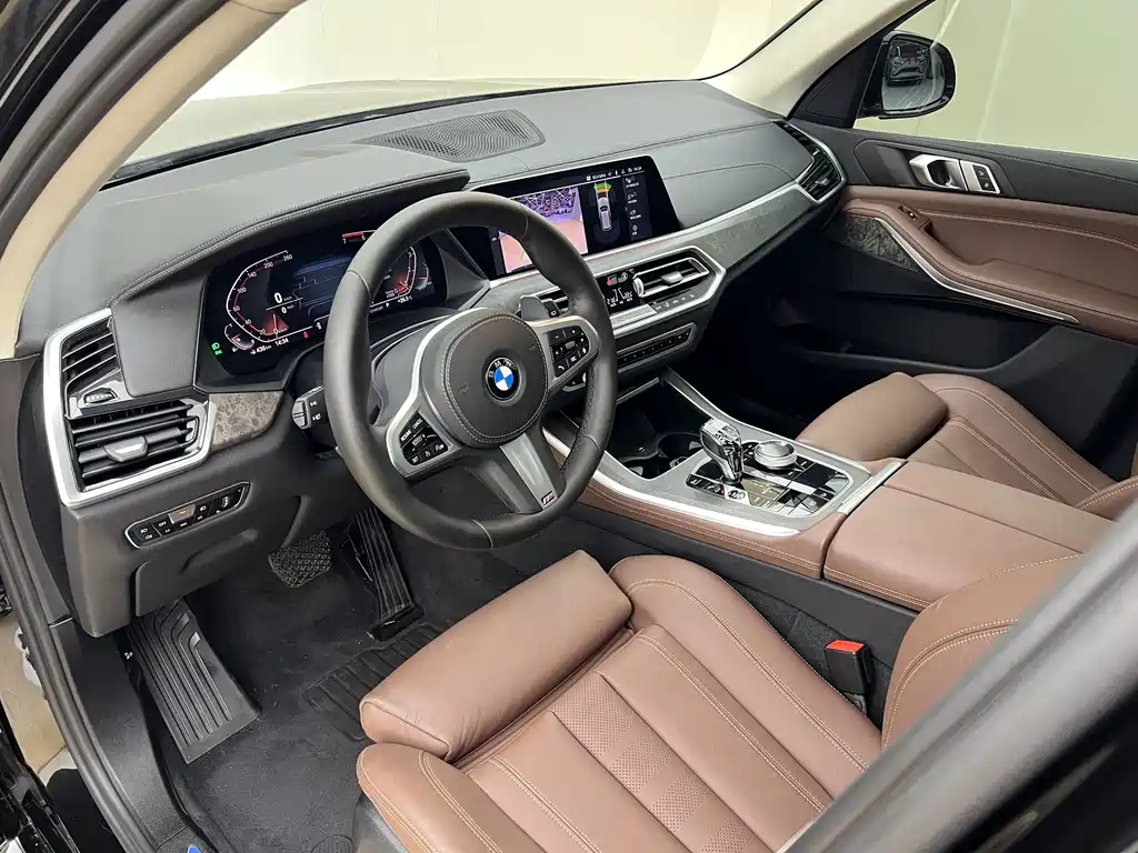 BMW X5 (Import) — фото 7