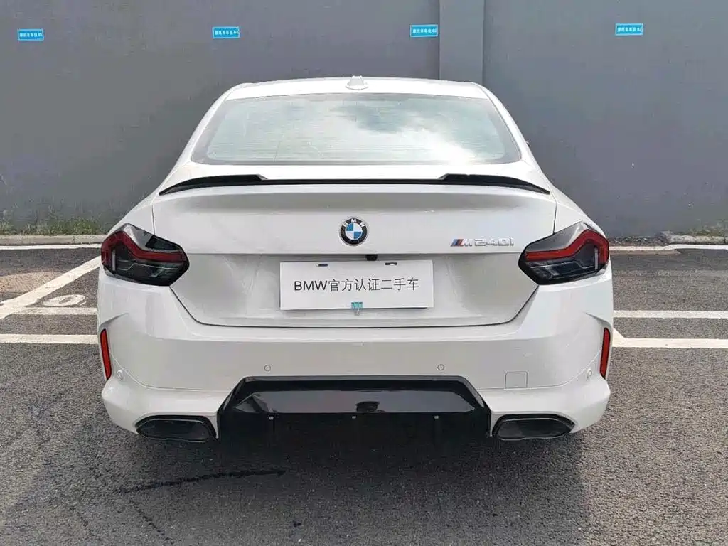 BMW M240i — фото 5