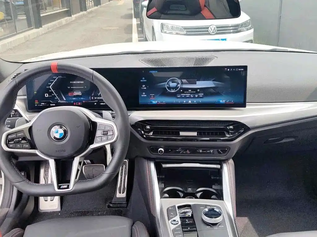 BMW M240i — фото 8