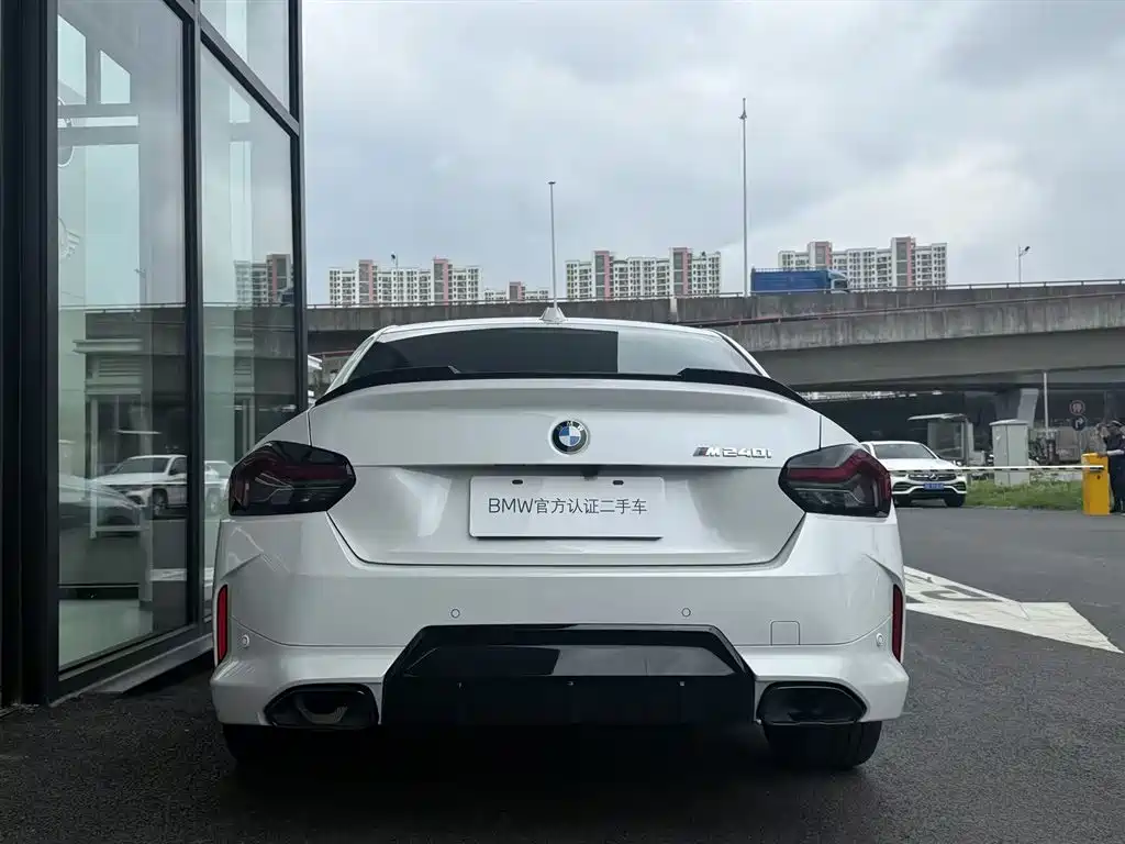 BMW M240i — фото 4