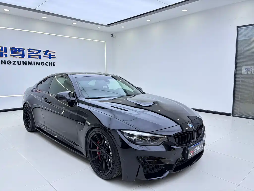 BMW M4 — фото 5