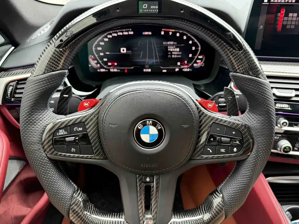 BMW M5 — фото 15