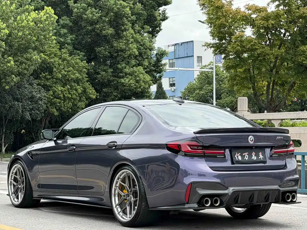 BMW M5 — фото 4