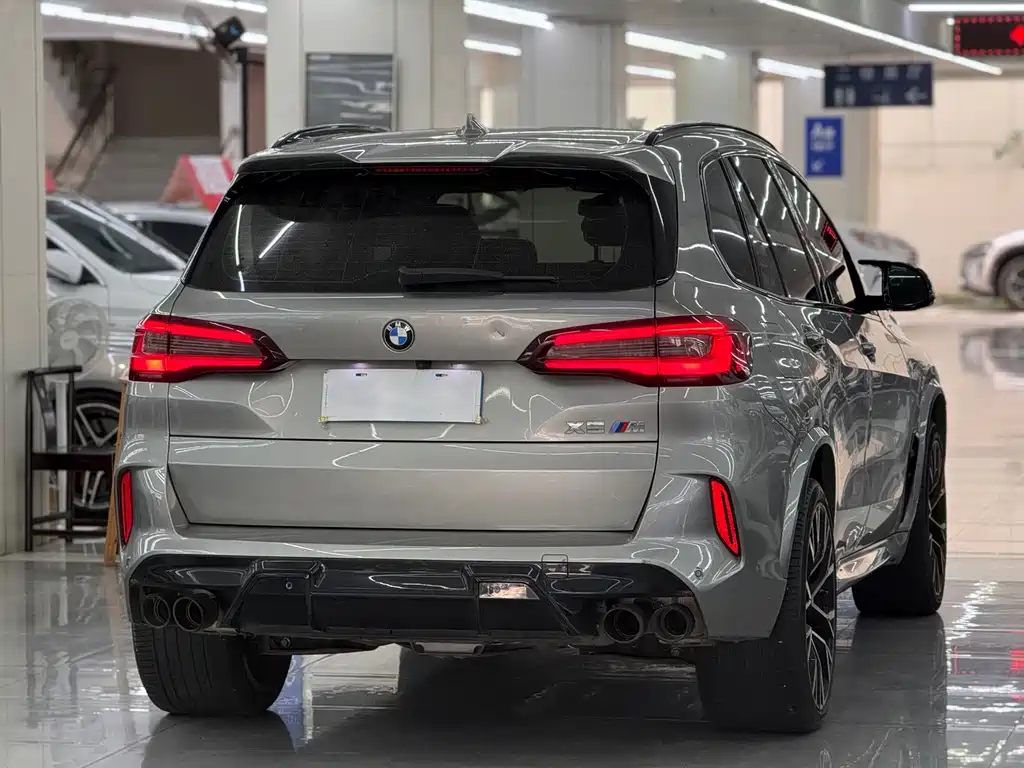 BMW X5 M — фото 9