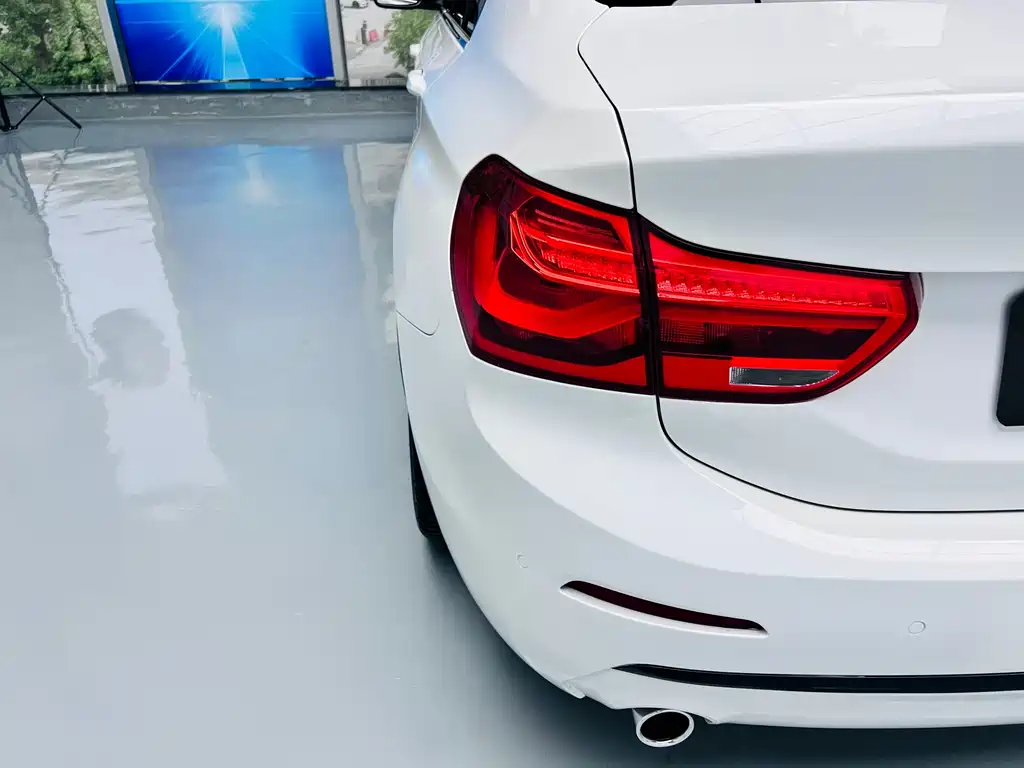 BMW 1 Series — фото 10