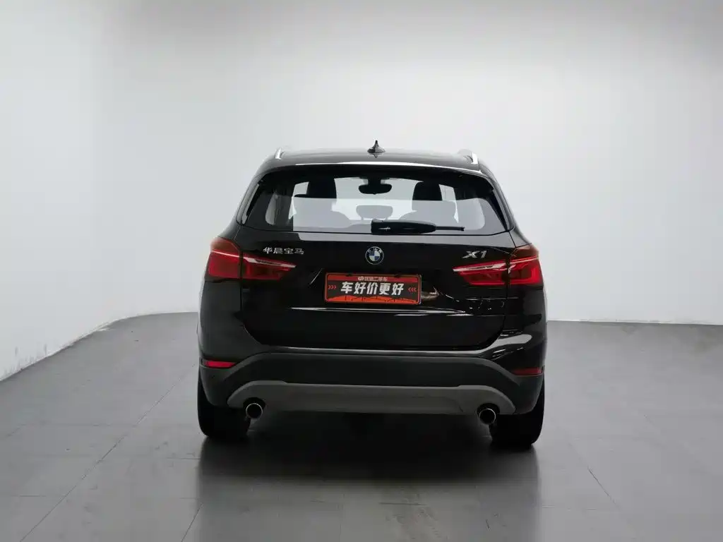 BMW X1 — фото 4