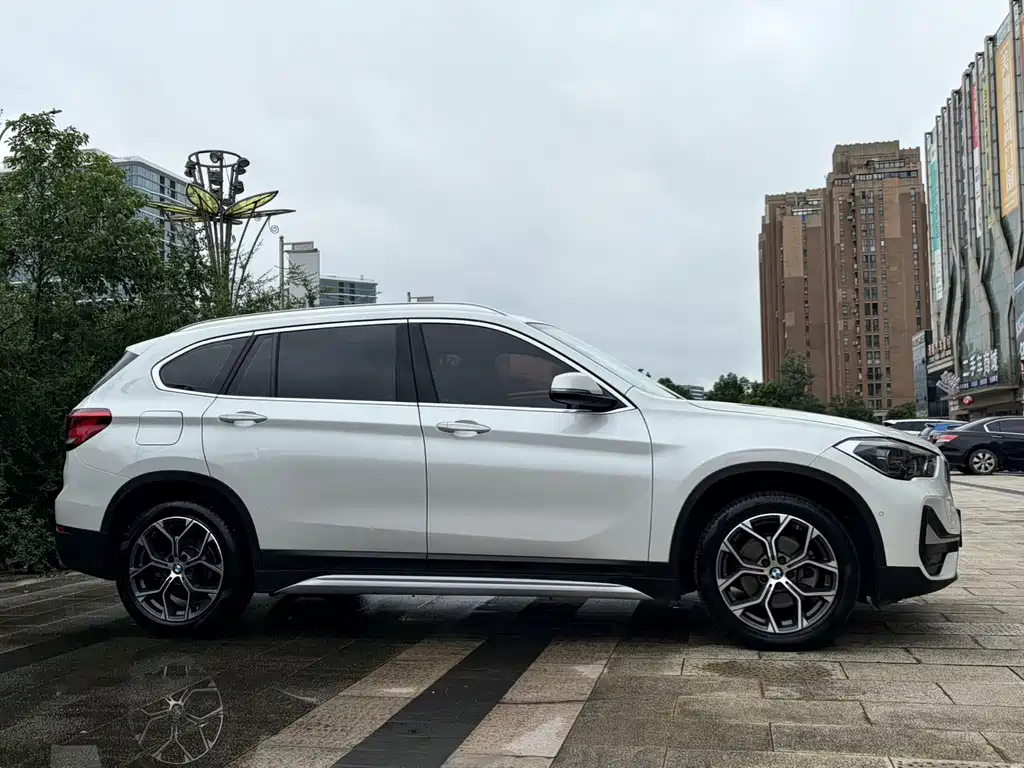 BMW X1 — фото 3