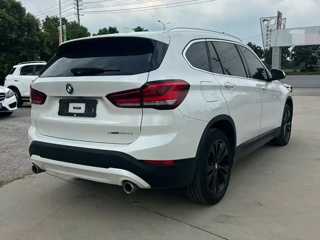 BMW X1 — фото 3