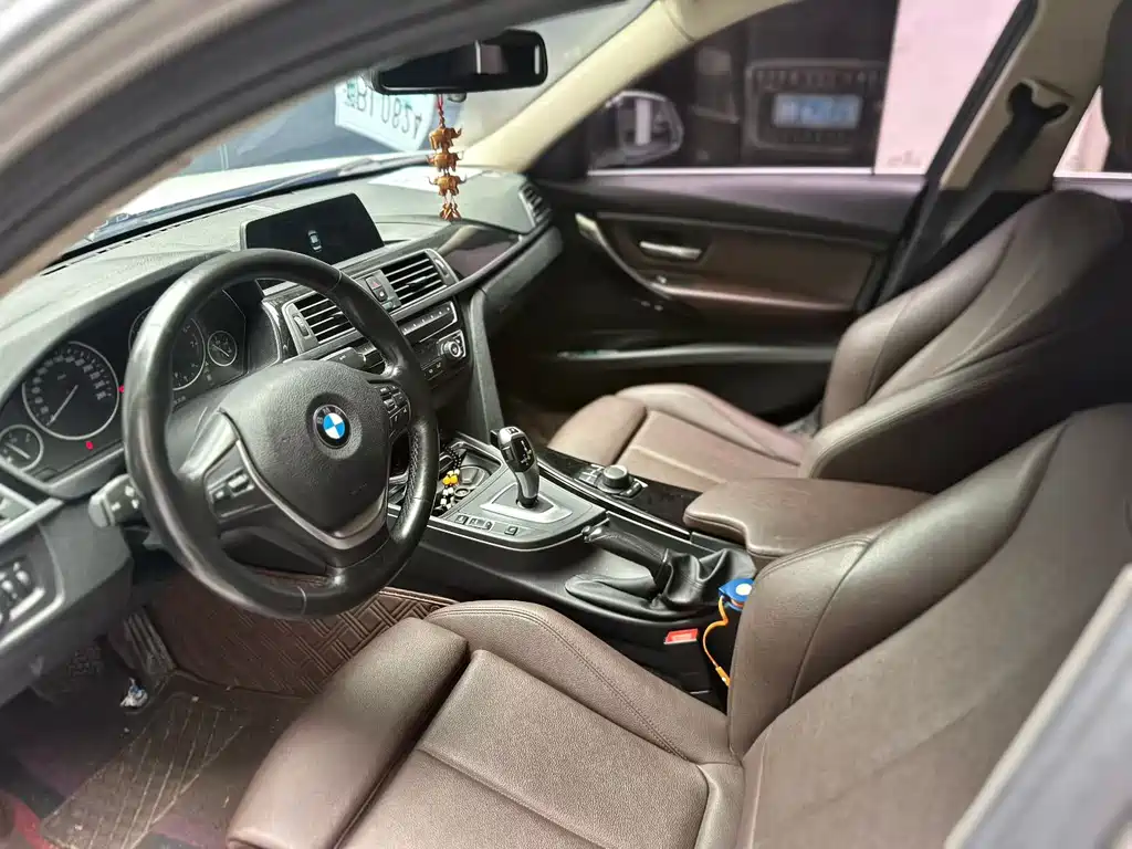 BMW 3 Series — фото 4