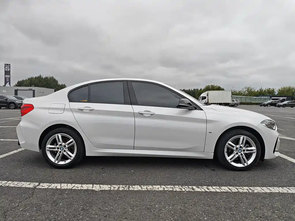 BMW 1 Series — фото 7