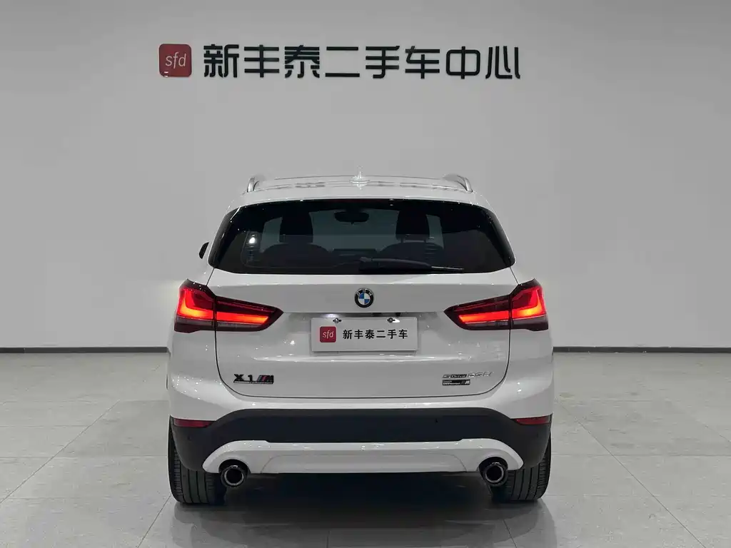 BMW X1 — фото 4