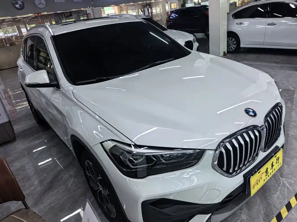 BMW X1 — фото 3