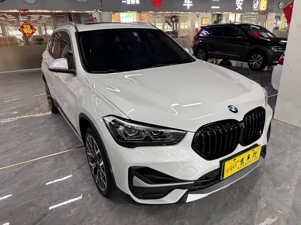 BMW X1 — фото 3
