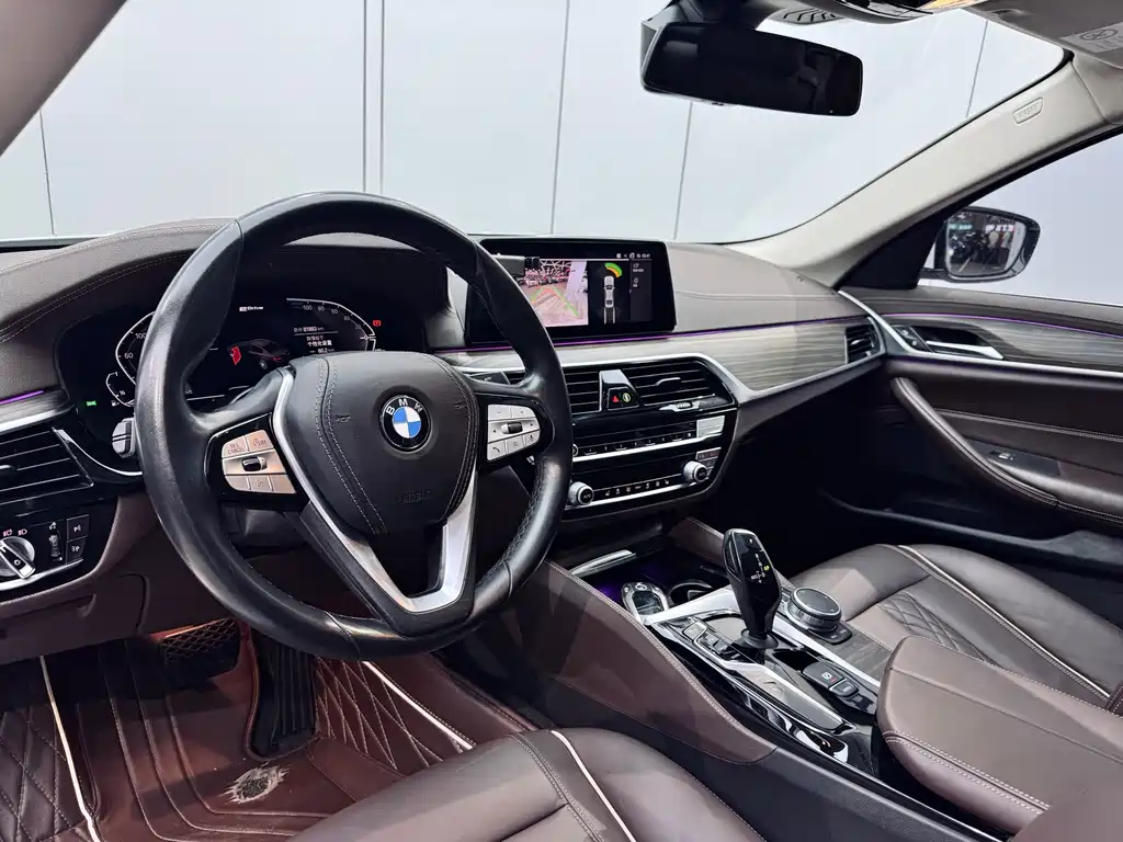 BMW 5 Series New Energy — фото 8