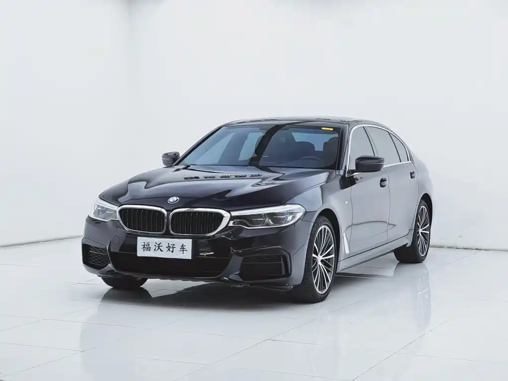 BMW 5 Series — фото 1