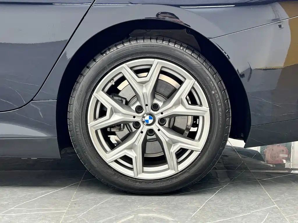 BMW i3 — фото 24