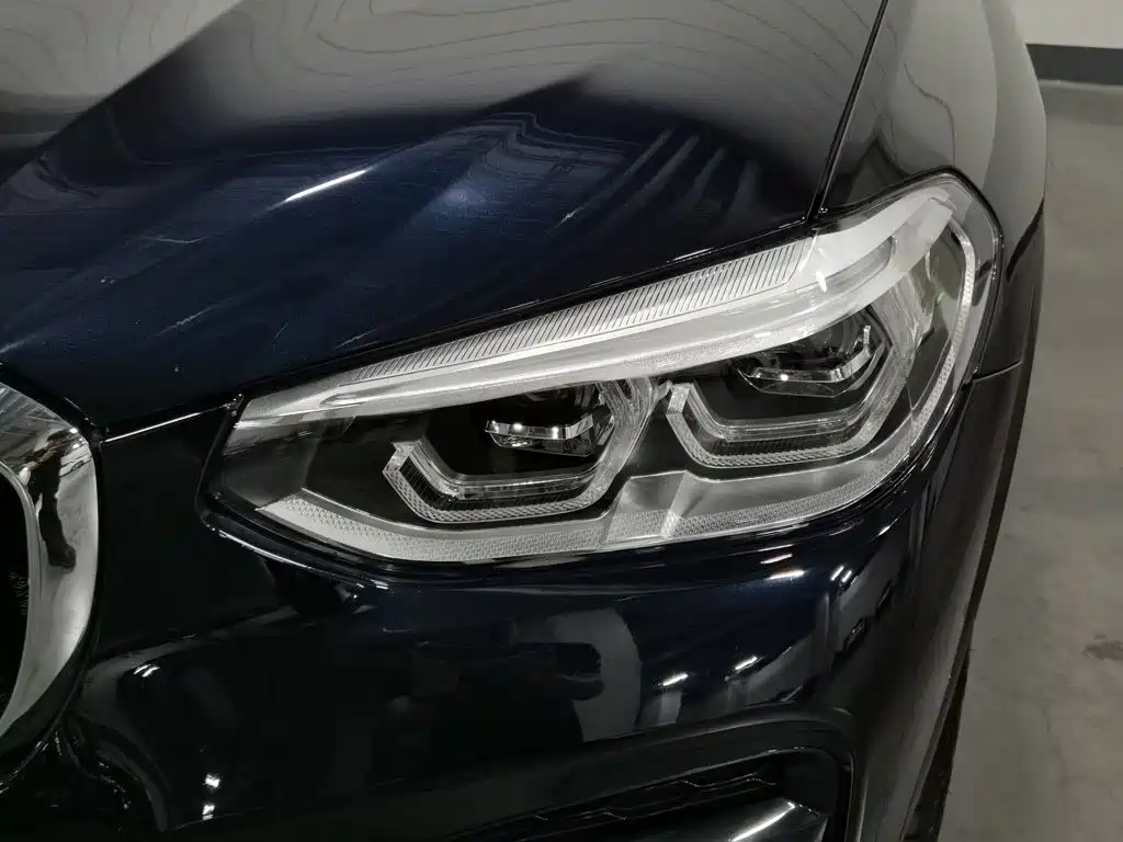BMW X3 — фото 7
