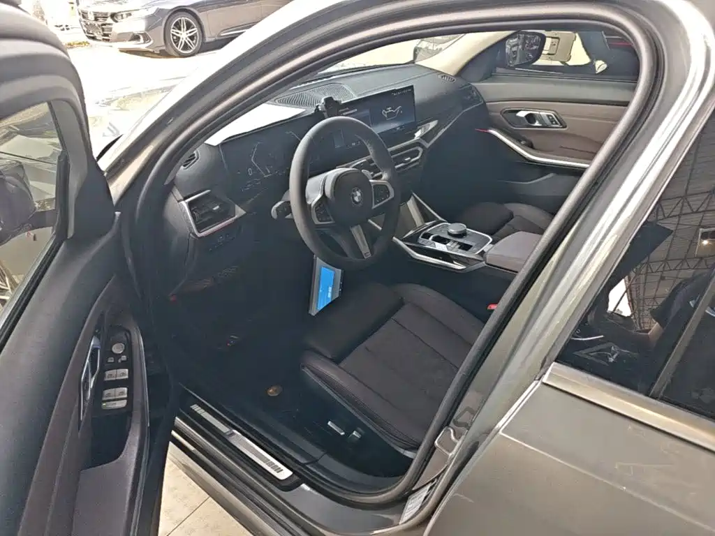 BMW 3 Series — фото 11