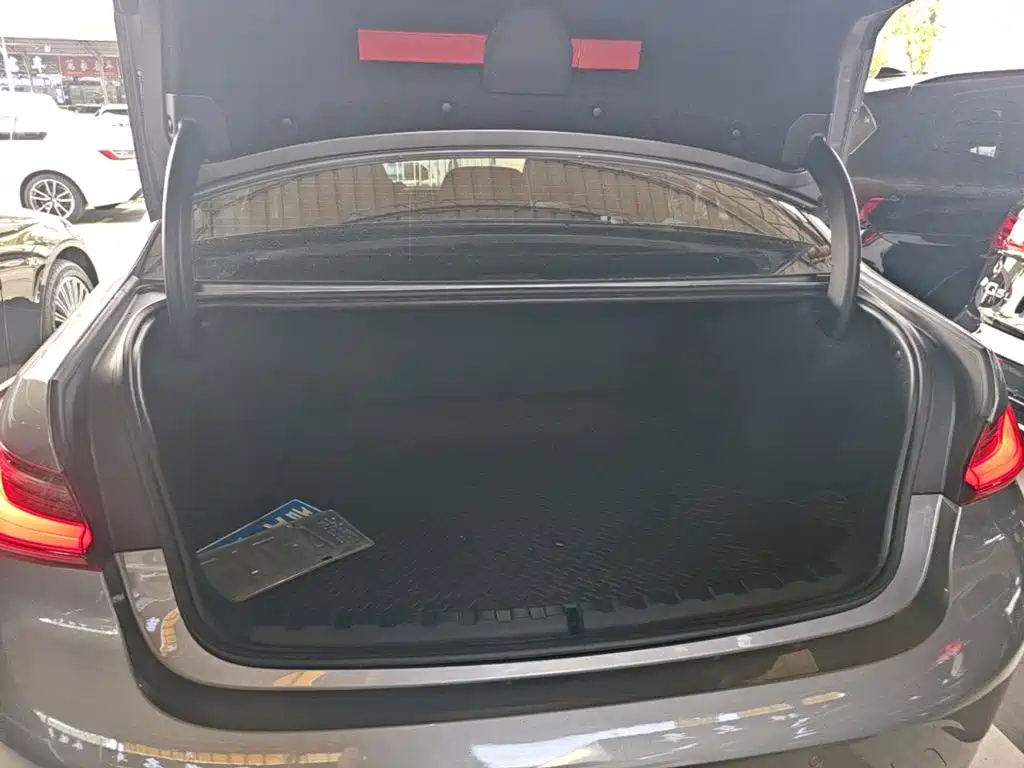 BMW 3 Series — фото 15
