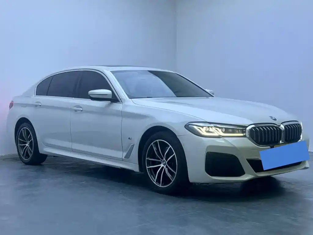 BMW 5 Series — фото 3
