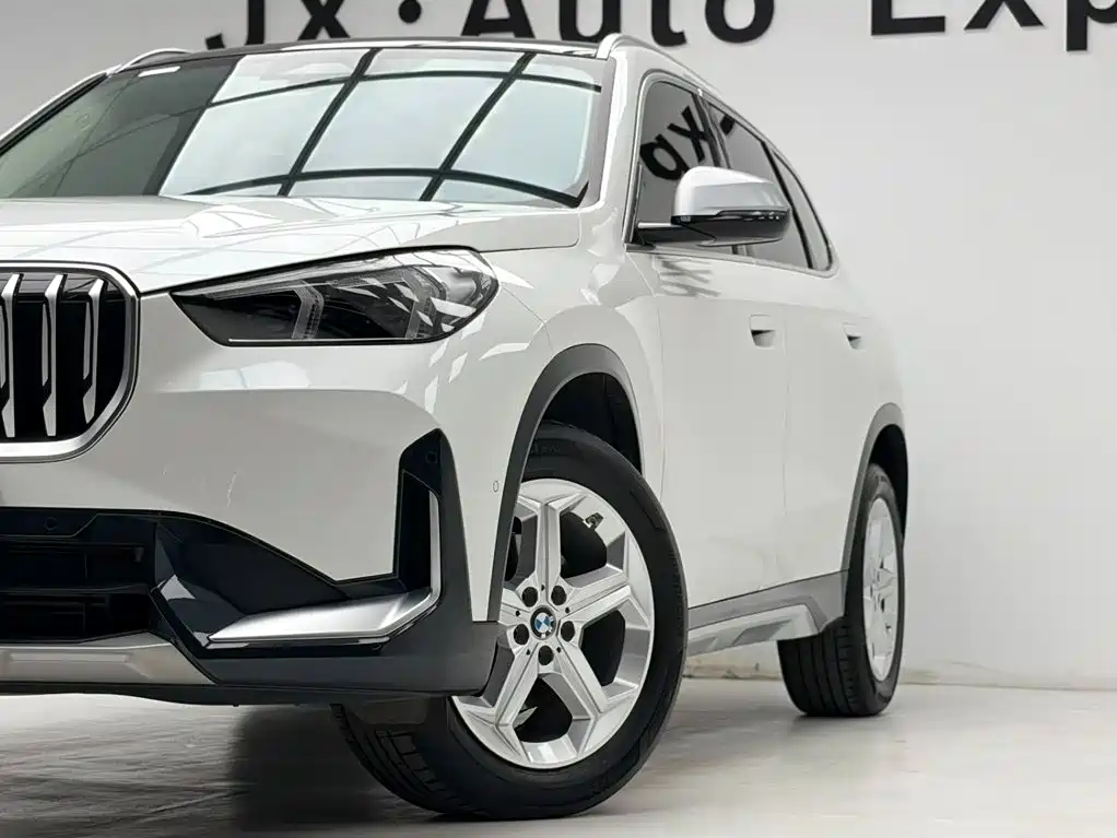 BMW X1 — фото 4
