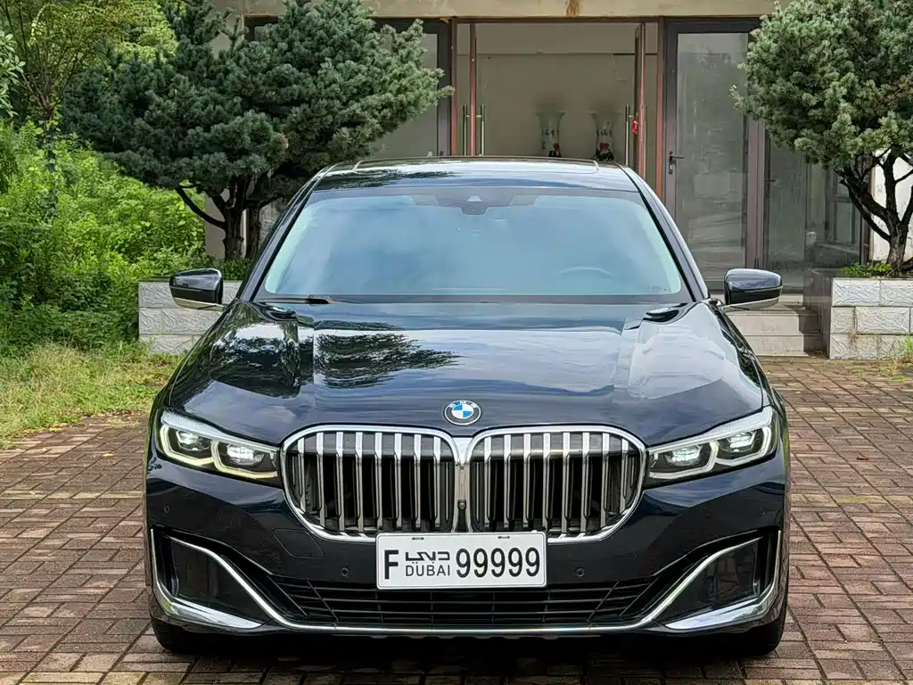 BMW 7 Series — фото 2