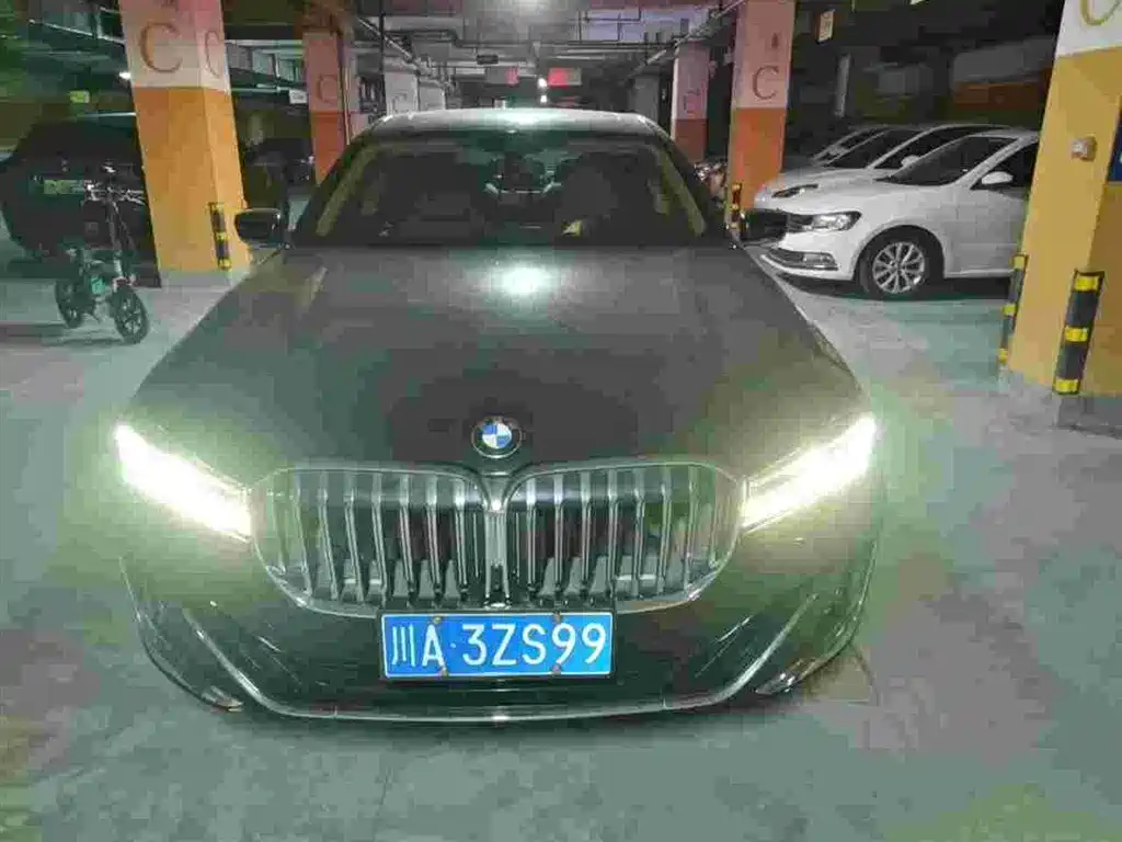 BMW 7 Series — фото 2