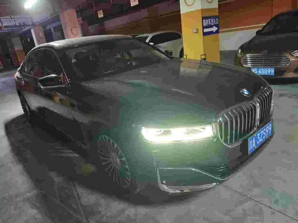 BMW 7 Series — фото 3
