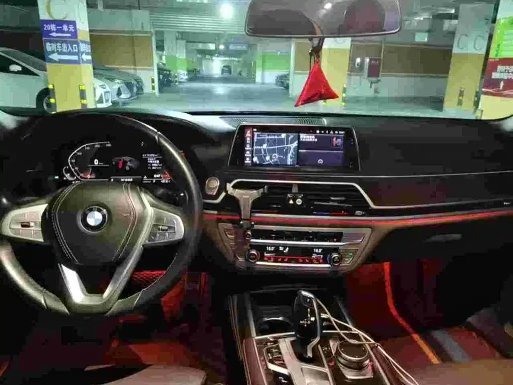 BMW 7 Series — фото 4