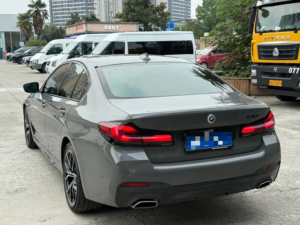 BMW 5 Series (Import) — фото 5