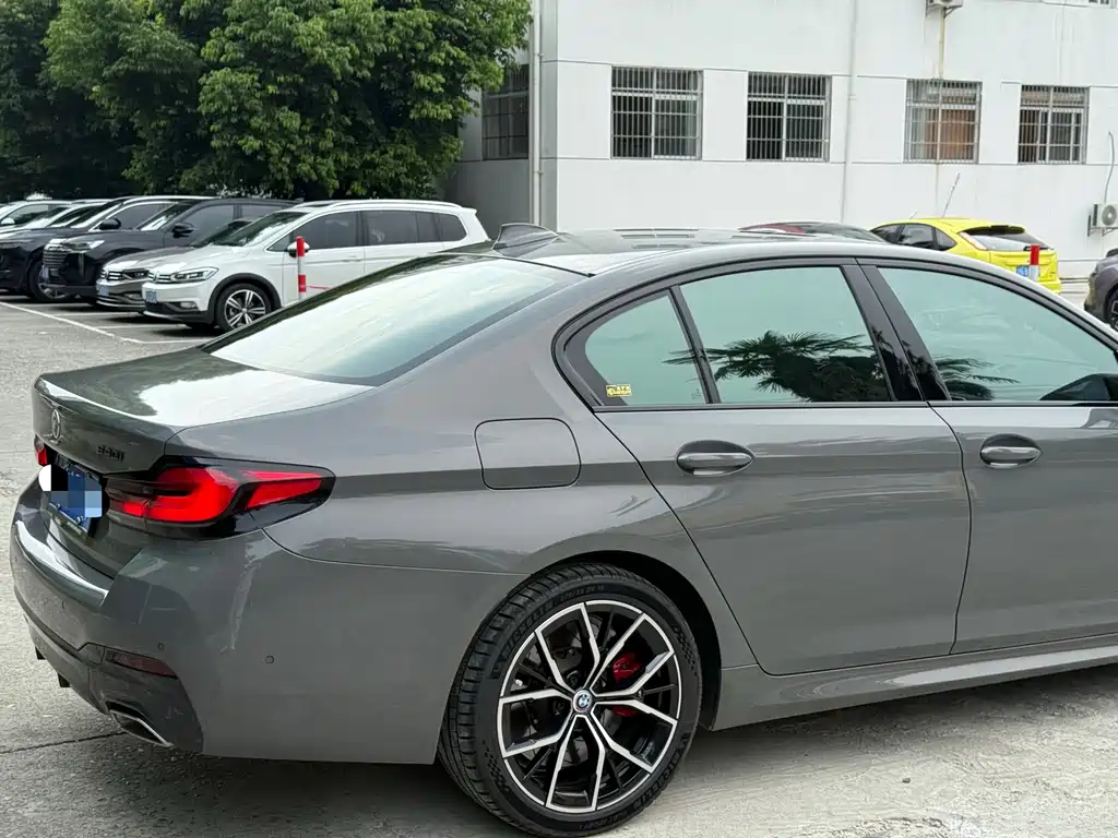 BMW 5 Series (Import) — фото 6