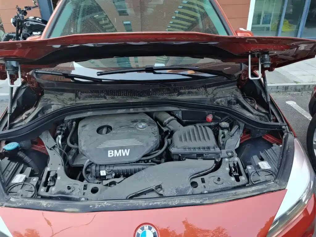BMW 2 Series Active Tourer — фото 20
