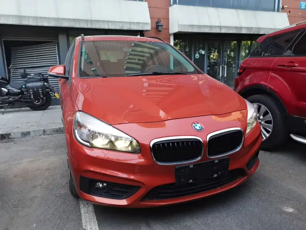 BMW 2 Series Active Tourer — фото 3