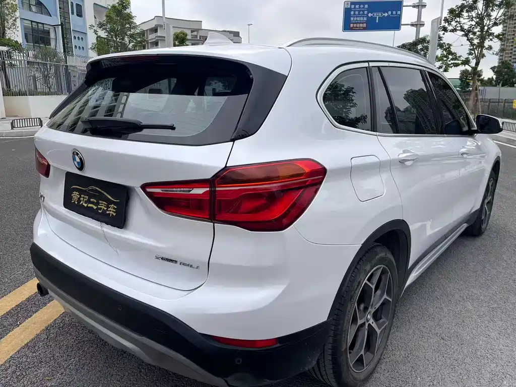 BMW X1 — фото 10