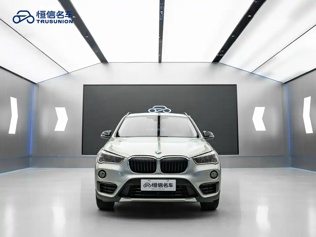 BMW X1 — фото 2